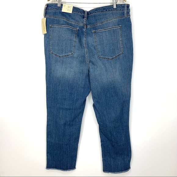 Universal Thread Vintage Stretch Distressed High Rise Slim Straight Crop Jeans - Picture 2 of 16